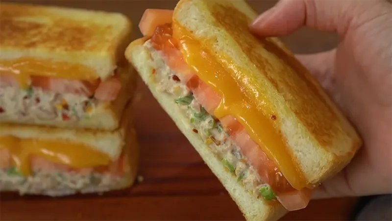 Cách chế biến bánh mì sandwich ăn sáng dễ dàng tuyệt vời