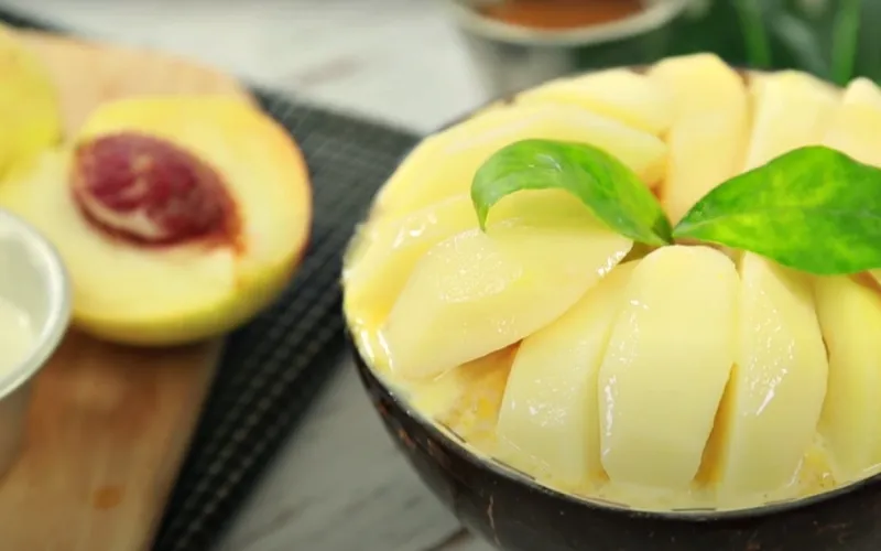 Cách làm bingsu đào ngọt thanh, mát lạnh đổi vị ngày nóng