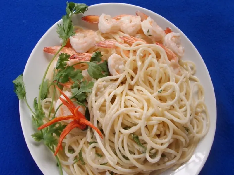 Cách làm mì Ý sốt kem đúng chuẩn giống Hẻm Spaghetti