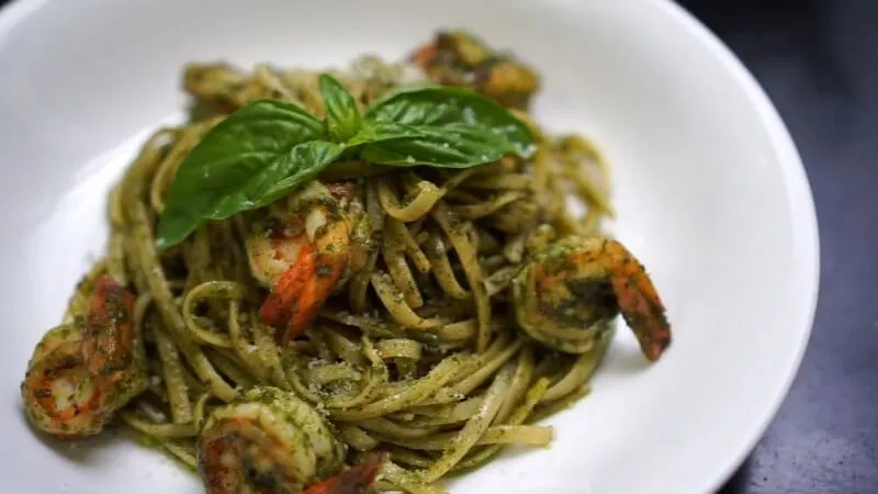 Cách làm pasta pesto chuẩn vị, ngon như nhà hàng