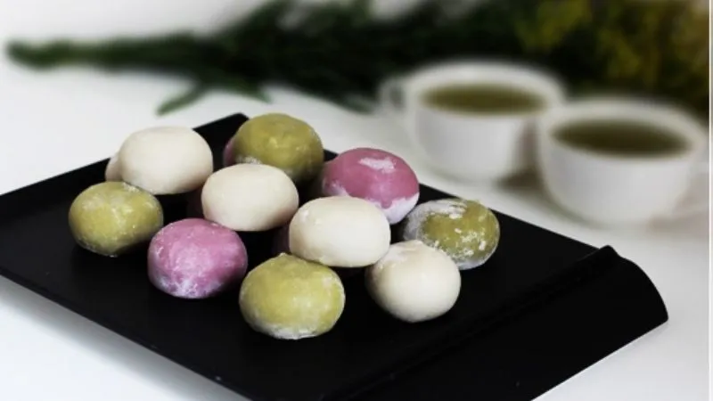 Hướng dẫn làm bánh mochi nhân kem tươi từ bột nếp mềm dẻo mà không cần sử dụng máy